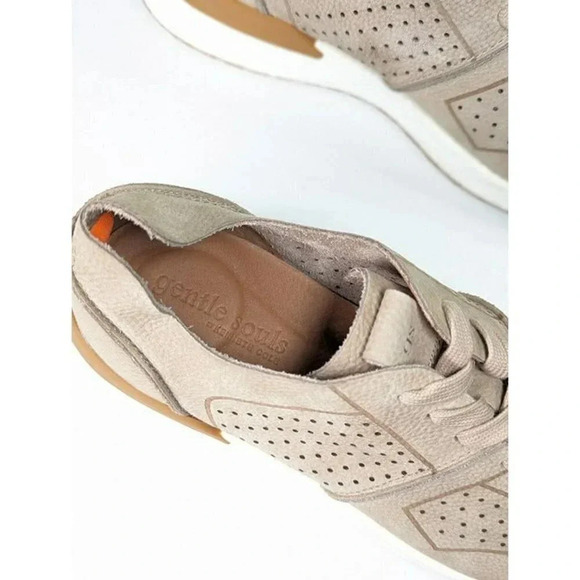 Gentle Souls Men's Laurence Jogger Sneakers Mushroom Grey Size 12 (MSRP $199) - Picture 6 of 9